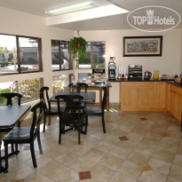 Red Roof Inn Monterey 