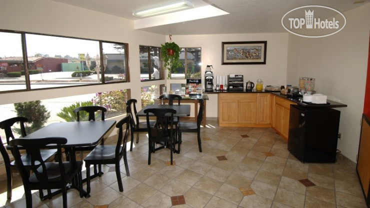 New photos from tourists Red Roof Inn Monterey 2*