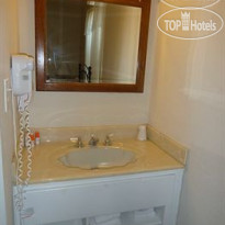 Americas Best Value Inn & Suites-Royal Carriage 