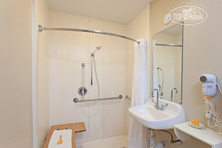 New photos from tourists La Quinta Inn San Diego Carlsbad 2*