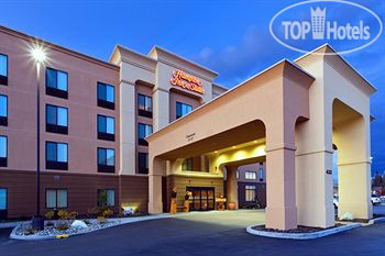 Hotelier's photos Hampton Inn & Suites Fairbanks 3*
