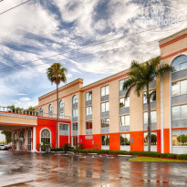 Best Western Plus Fort Myers Inn & Suites