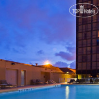 Crowne Plaza Hotel Pensacola Grand Бассейн