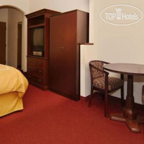 Quality Suites Airport 