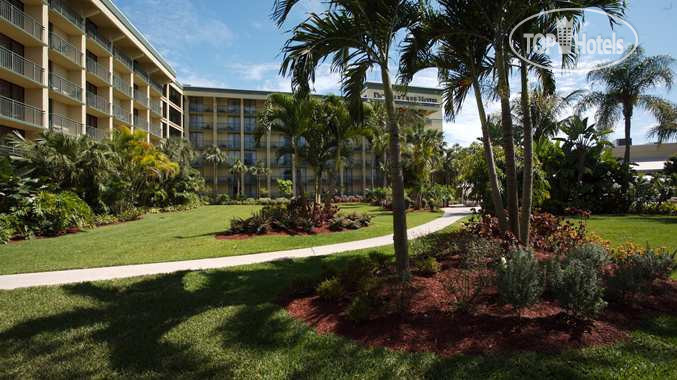 DoubleTree by Hilton Hotel and Executive Meeting Center Palm Beach Gardens