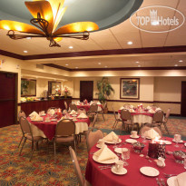 Best Western Plus Aku Tiki Inn 