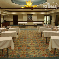 Best Western Plus Aku Tiki Inn 