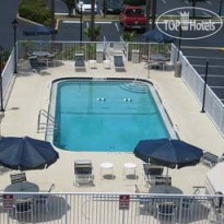 Howard Johnson Express Inn Suites - South Tampa Airport