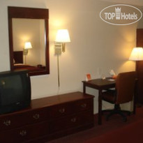 Howard Johnson Hotel - Tampa Airport Stadium