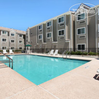 Microtel Inn & Suites by Wyndham Jacksonville Airport 