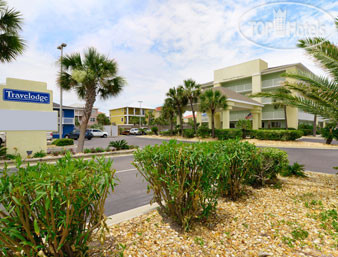 Hotel photo Travelodge Pensacola Beach 2*