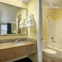 Travelodge Pensacola Beach 