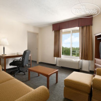 Baymont Inn and Suites Clearwater Dunedin