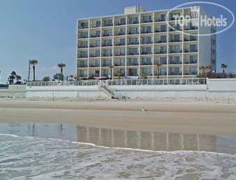 Hotel photo Days Inn Daytona Oceanfront 3*