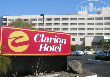 Hotel photo Clarion Hotel Deland 2*