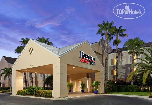 Hotelier's photos Fairfield Inn Fort Myers 3*