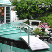 Island Cottage Oceanfront Inn and Spa Сад