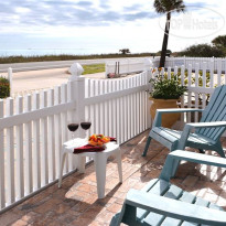 Island Cottage Oceanfront Inn and Spa Терраса