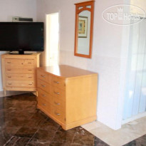 Blue Wave Hollywood Beach 