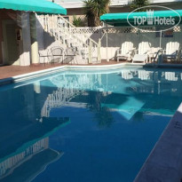 Blue Wave Hollywood Beach 