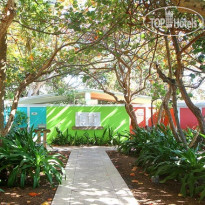 Colony Hotel & Cabana Club 