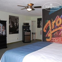 The Retro Palms Hotel 