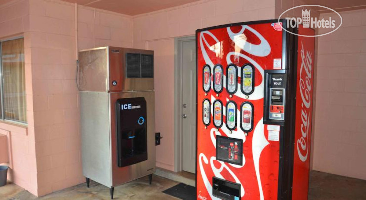 New photos from tourists El Camino Motel 