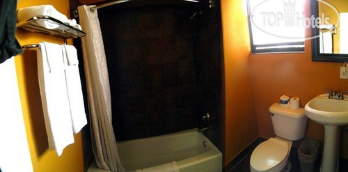 New photos from tourists San Marina Motel Daytona 2*