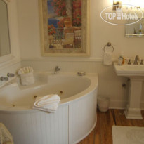 Ambrosia Key West Llc