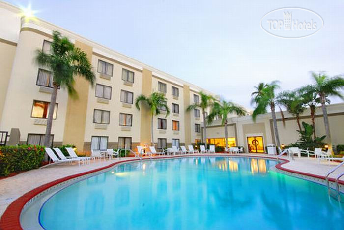 Hotel photo Holiday Inn Fort Myers Downtown Historic 3*