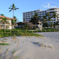 Beachcomber Resort & Villas