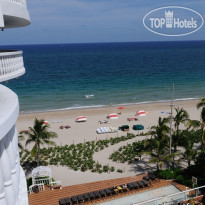 Beachcomber Resort & Villas