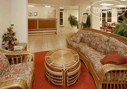Hotelier's photos Comfort Inn Milton 2*