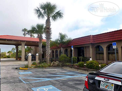 Hotelier's photos Motel 6 Spring Hill Weeki Wachee 2*