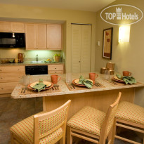 DiamondHead Beach Resort 