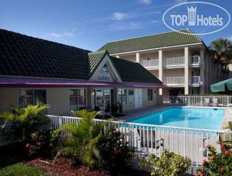 Hotelier's photos Days Inn Port Charlotte 3*