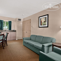 Ramada Inn and Suites Clearwater