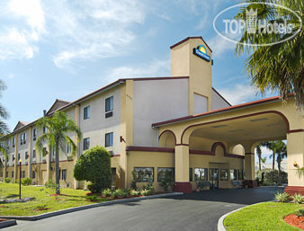 Hotel photo Days Inn Sarasota - Siesta Key 2*