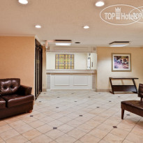 La Quinta Inn & Suites Tampa East Fairgrounds 