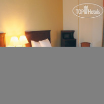 La Quinta Inn & Suites St. Petersburg Northeast 