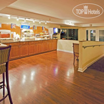 Holiday Inn Express Hotel & Suites Bradenton West