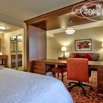 Hampton Inn & Suites Scottsdale Riverwalk Suite