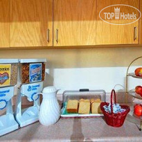 Econo Lodge Lucky Lane 