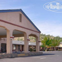 Super 8 Conference Center NAU Downtown 