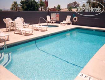 New photos from tourists Days Inn Yuma 2*