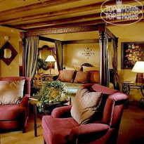 Royal Palms Resort & Spa
