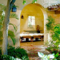 Royal Palms Resort & Spa