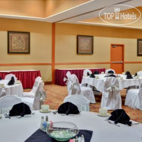 Holiday Inn & Suites Phoenix Mesa Chandler 