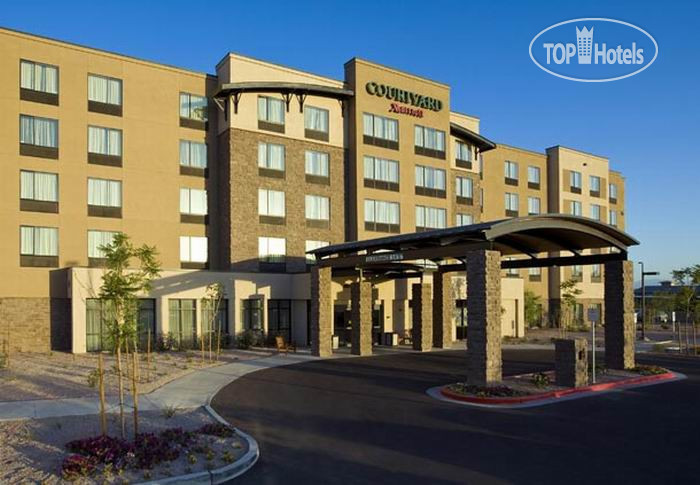 Courtyard Phoenix North Happy Valley