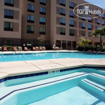 Courtyard Phoenix North Happy Valley 